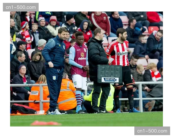 勒布里斯训练课如战术考题，桑德兰成英超唯一主场不败球队